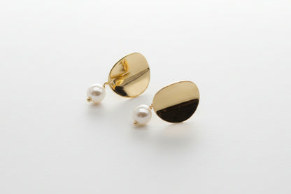 Pearl Stud Earrings in 925 Sterling Silver, 18K Gold Plated