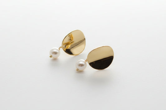 Pearl Stud Earrings in 925 Sterling Silver, 18K Gold Plated