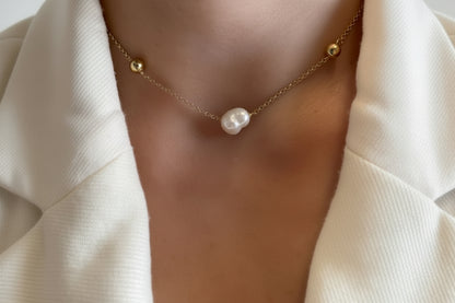 Elegant Pearl Necklace made of 925 Silver – 18K Gold Plated