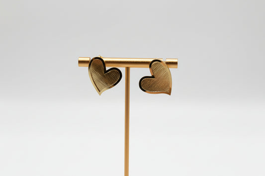 18K Gold Plated Heart Earrings Made of 925 Sterling Silver - Modern & Elegant